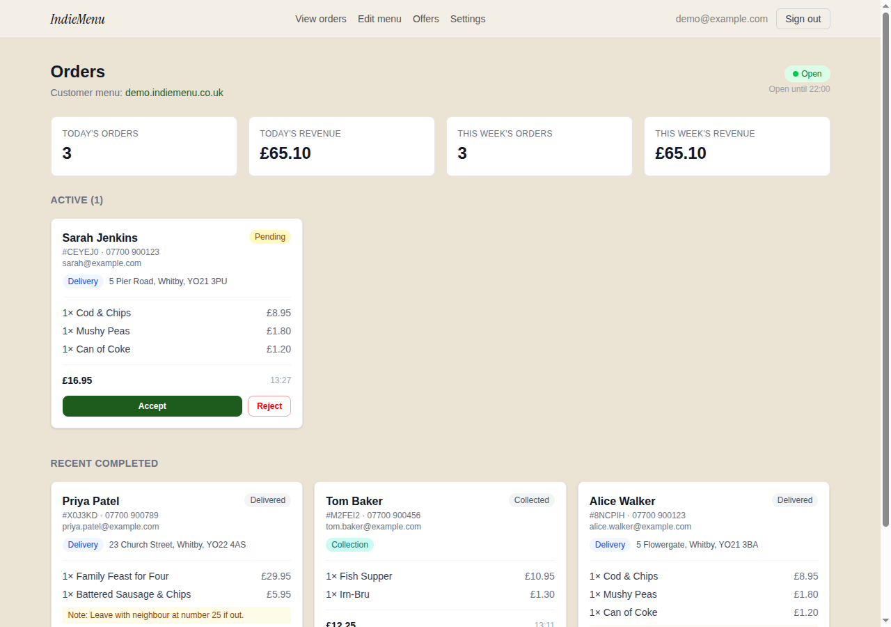 The owner dashboard showing a new pending order ready to accept or reject